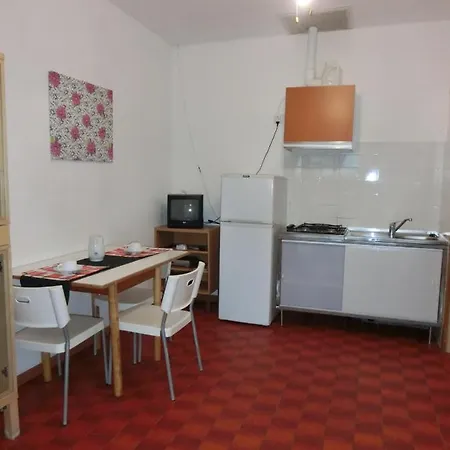 Apartment Cozy Steps From The Bibione