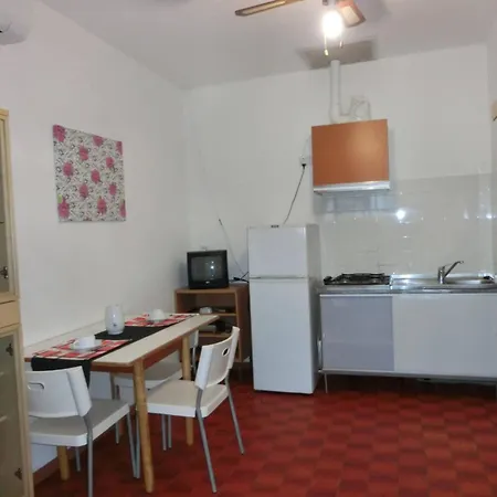 Cozy Steps From The Bibione